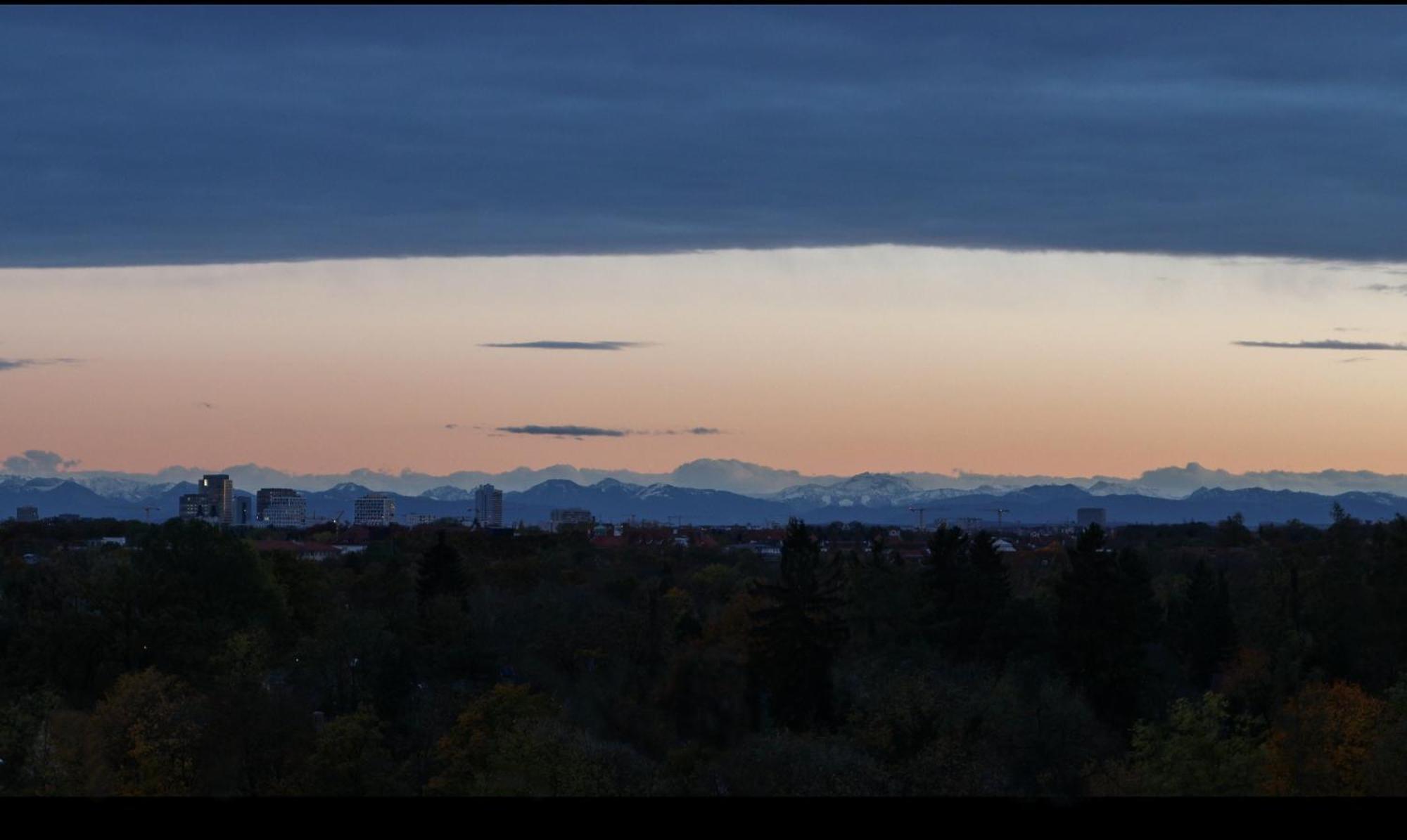 Alpine & Skyline View
